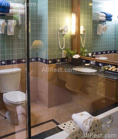 Woodlands Resort 6